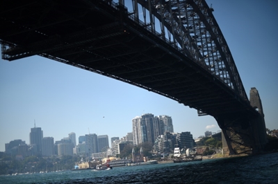 Australia heading for recession after economy contracts