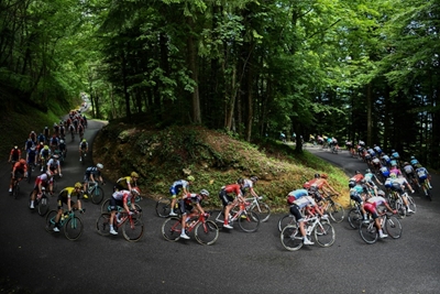 Cycling shutdown extended, Tour de France dates remain