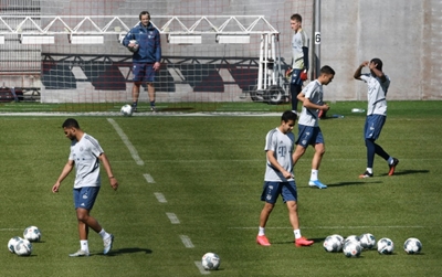 As Bundesliga clubs resume training, a debate over fairness and fitness