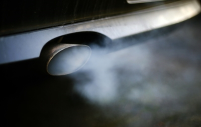 Brussels sets stage for battle over emissions cuts