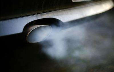 Brussels sets stage for battle over emissions cuts