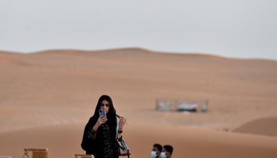 Luxury oasis draws elite Saudis locked in by pandemic