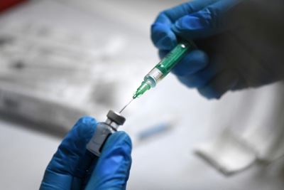 Germany cuts 2022 GDP growth forecast on virus woes