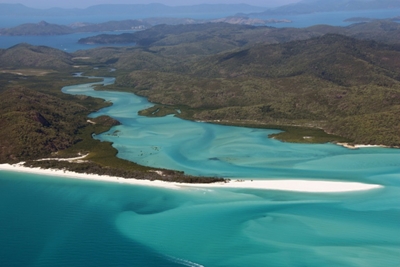 Latest Australia shark attack sparks tourism concerns
