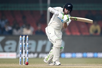 Latham, Taylor depart as New Zealand falter in 1st India Test
