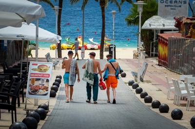 New UK quarantine rules shake up summer travel plans