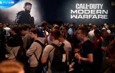 Gamers take aim at Trump's criticism of virtual violence