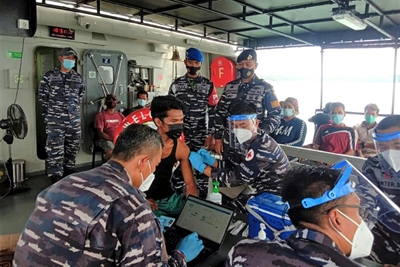 Indonesia sets sail on maritime vaccination drive