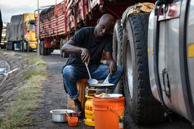 Coronavirus creeps along East Africa's trucking corridors
