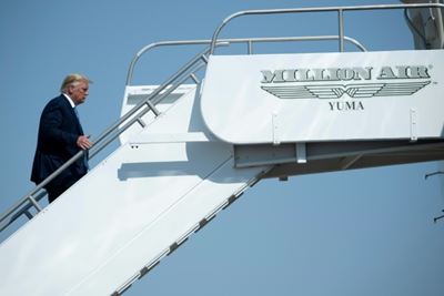 Trump backs Oracle in reported TikTok bid