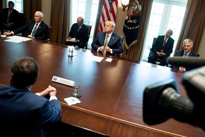 White House, Fed rolling out big plans to save US economy