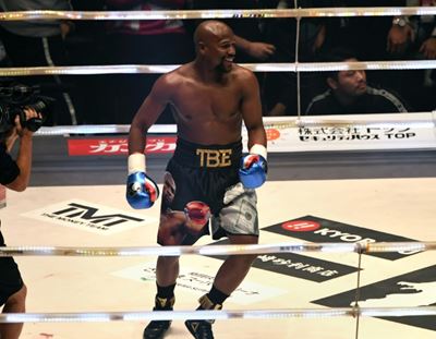 Mayweather to stage exhibition against YouTuber Logan Paul