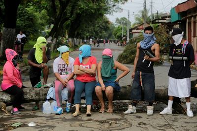 Nicaragua president to meet Catholic bishops for new crisis talks