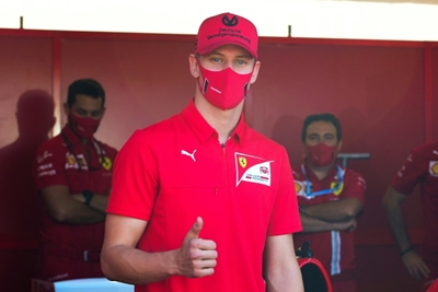 Alfa Romeo give Mick Schumacher F1 practice run 