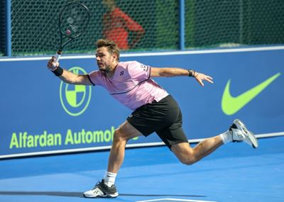 Wawrinka starts new year with win over Chardy