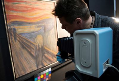 Munch wrote 'madman' tag on 'Scream' painting, museum rules