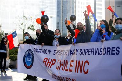 Workers at world's biggest copper mine in Chile agree to strike