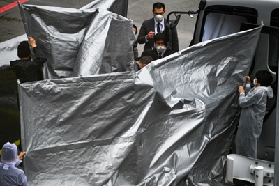 Alleged Ghosn escape accomplices extradited to Japan