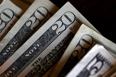 Global household wealth falls for first time in a decade: Allianz