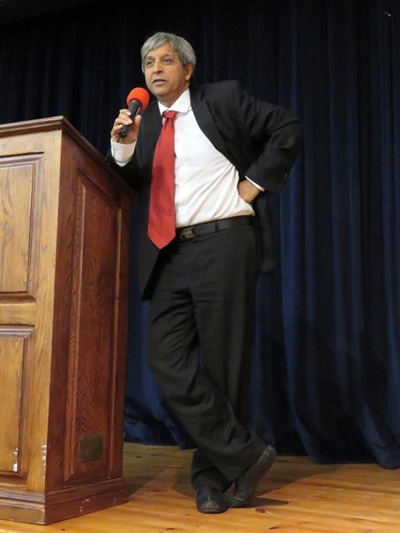 Education guru visits Knysna