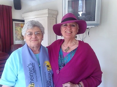 Alzheimer's sufferers enjoy creative session