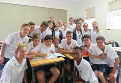 'Dinosaur man' takes spotlight at school