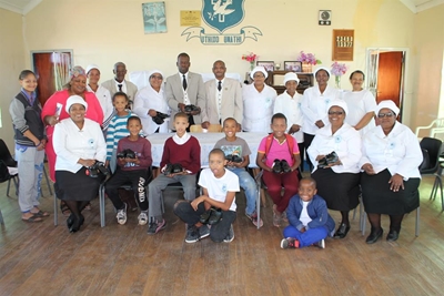 Skoolskoene vir kaalvoetleerders