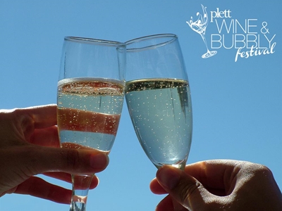 A bubbly night out in Plett