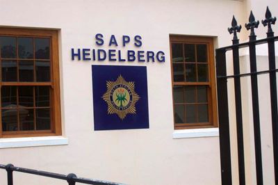 Vrae oor beweerde besering in sel