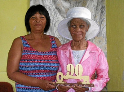 90 jaar vir Tant Tolie