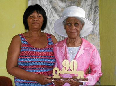 90 jaar vir Tant Tolie