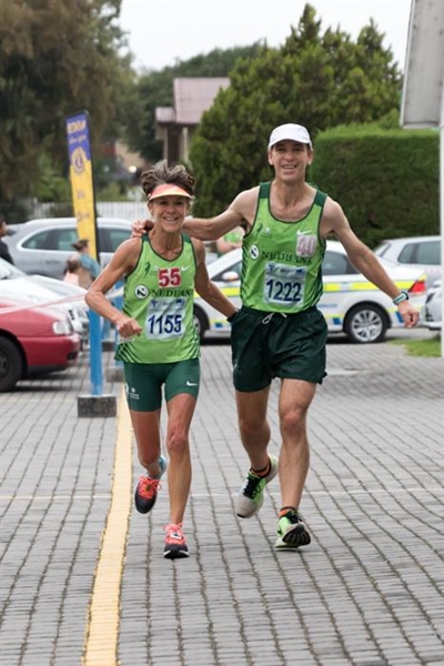 Annatjie en Lloyd wen Gasmart-padwedloop