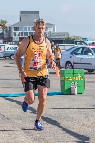 Stephany presteer op Mosselbaai