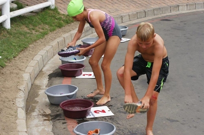 Biathle skop af in Mosselbaai