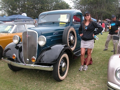 15 cars change hands at auction