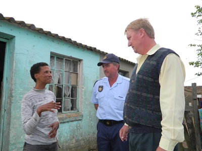 SAPD gaan huis verfraai