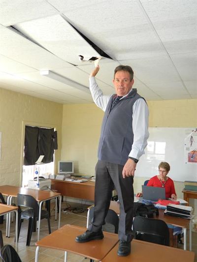 Curro Private School plundered