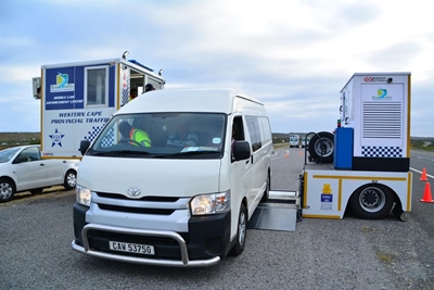 Mobiele voertuig-toetsstasie besoek Mosselbaai