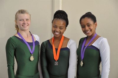 Hoërskool Knysna se gimnaste presteer