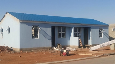 Nuwe huise dié maand oorhandig