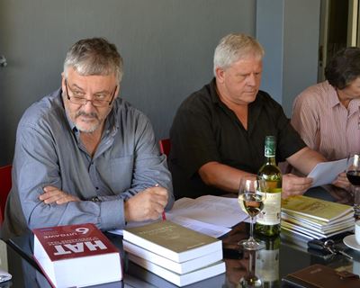 Plaaslike digters leer by groot gees