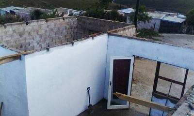 Wind laat gesin 'dakloos'