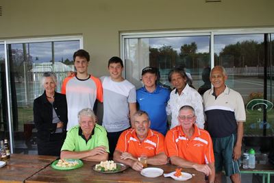 Gemengde sukses vir Wesbank-tennisspanne