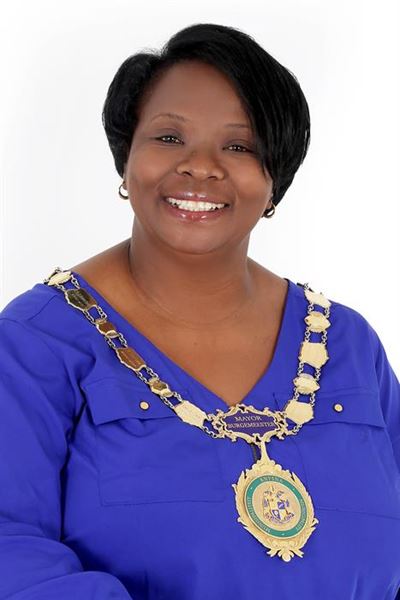 Knysna-Plett Herald apologises to mayor and municipality