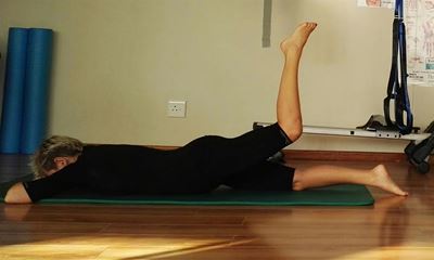 Prone glute extension