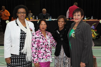 Oudtshoorn-munisipaliteit vereer vroue