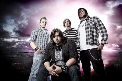 SA Idols favourite and band on tour