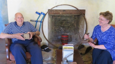Gert Claassen vertel van die ou tolhuis