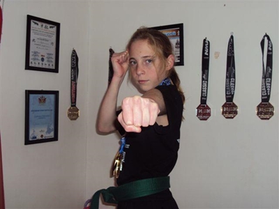 Petite Alexis kicking up a storm