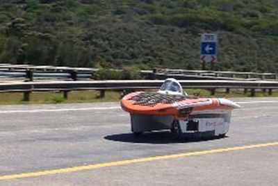 Checkered flag for solar vehicles